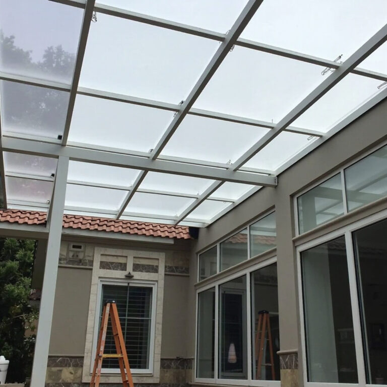 Cara Pasang Atap Kanopi Polycarbonate yang Benar dan Tidak Cepat Rusak